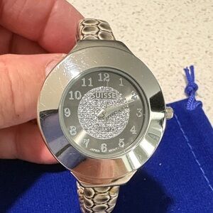 Suisse silver tone Women's Quartz Watch